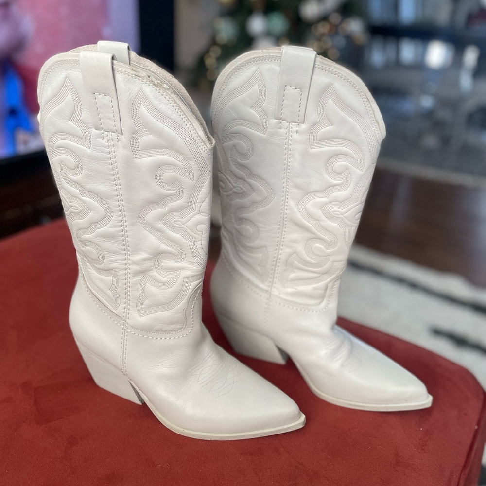 Steve Madden White Heeled Western Boots all real leather!